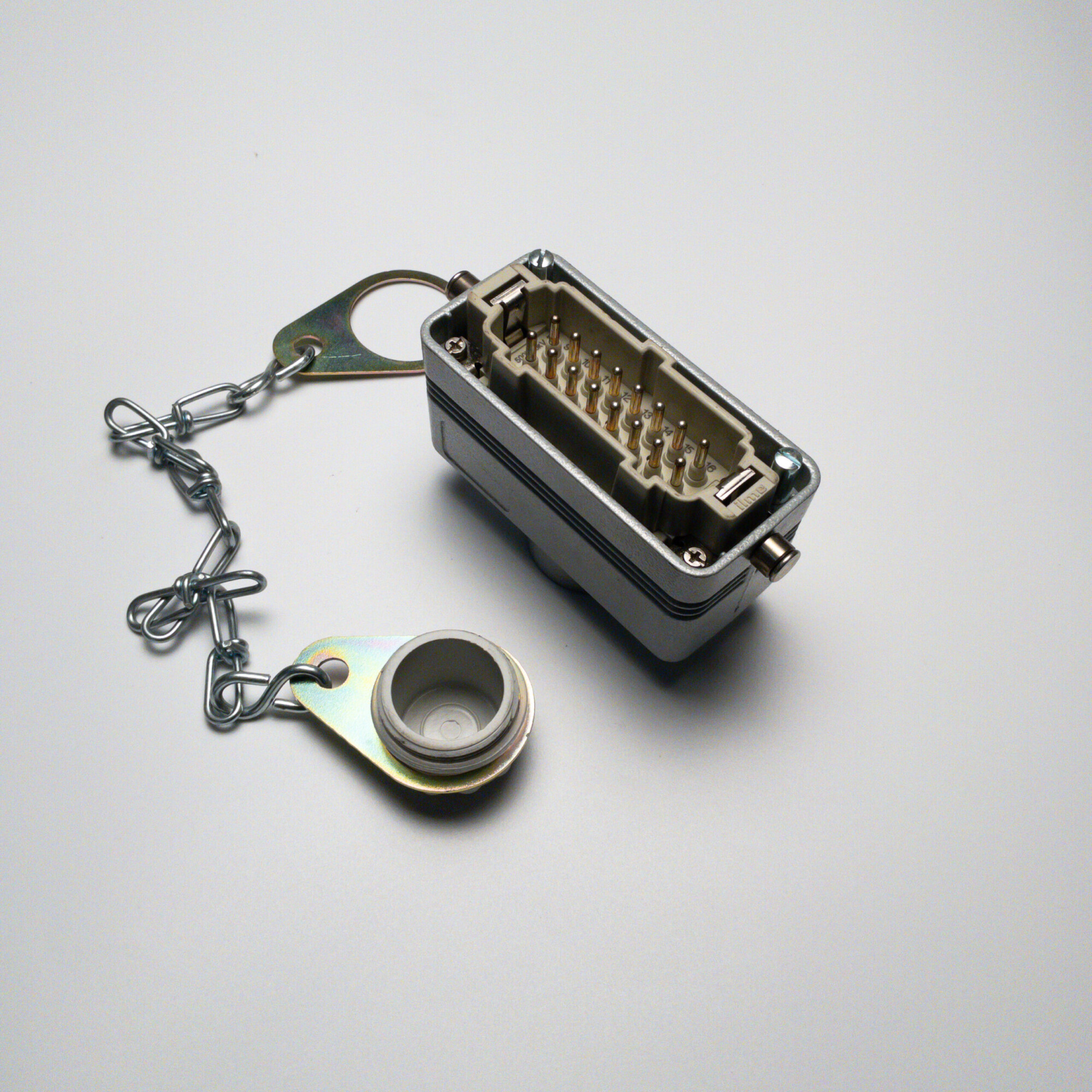 APC 1425 scaled Blindstecker Blindstecker