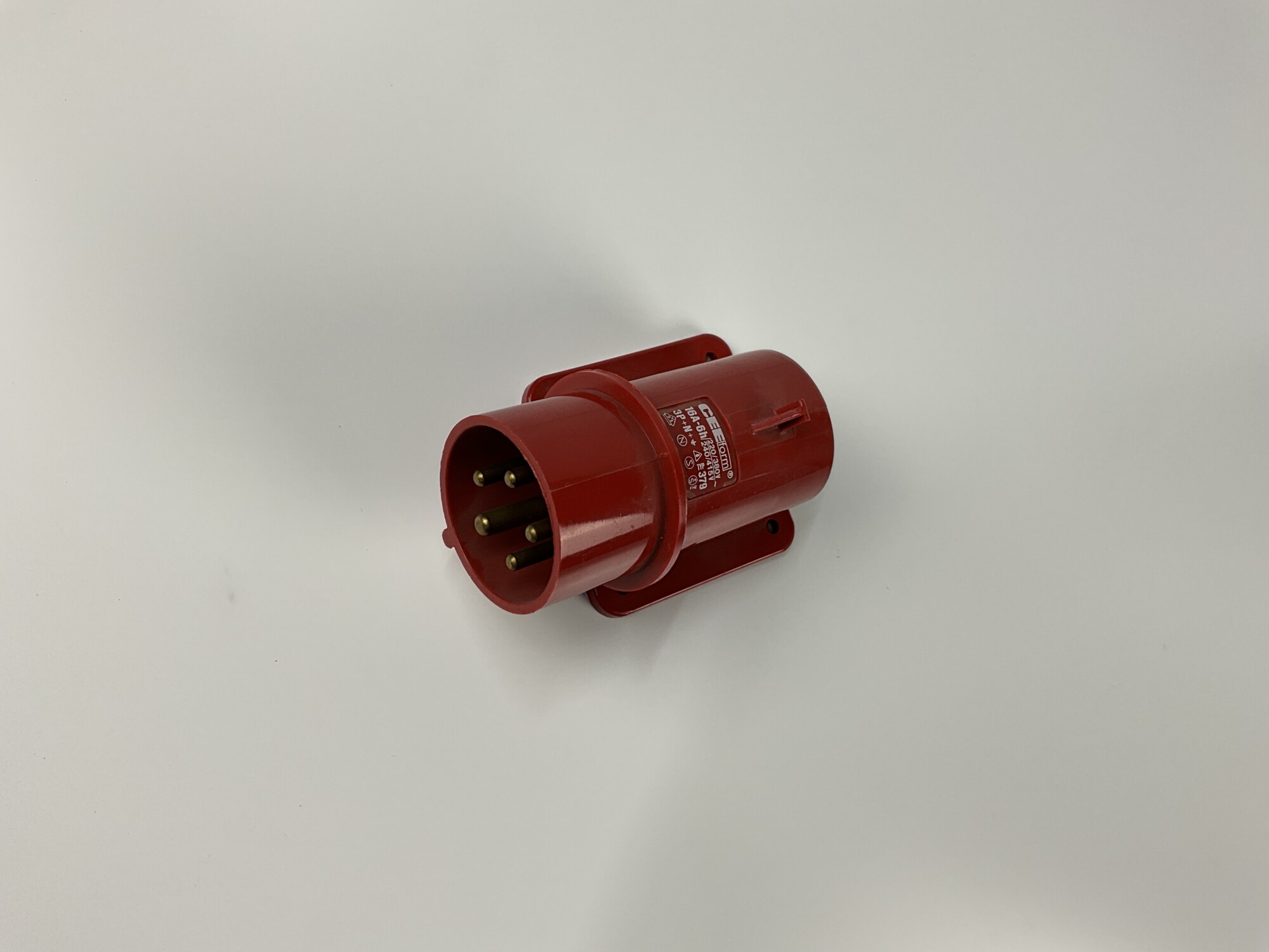 IMG 4737 PFT CEE-Gerätestecker 5 x 16A 6h rot PFT CEE-Gerätestecker 5 x 16A 6h rot